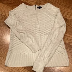 American Eagle Outfitters ivory colored sweater size SM